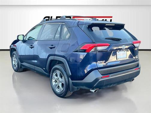 2023 Toyota RAV4 Hybrid XLE