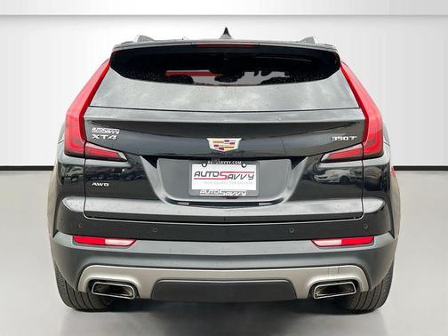 Stellar Black Metallic 2020 Cadillac XT4 Premium Luxury