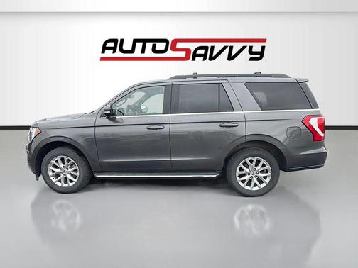 Magnetic 2021 Ford Expedition XLT