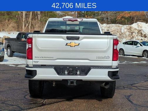 2024 Chevrolet Silverado 3500 High Country