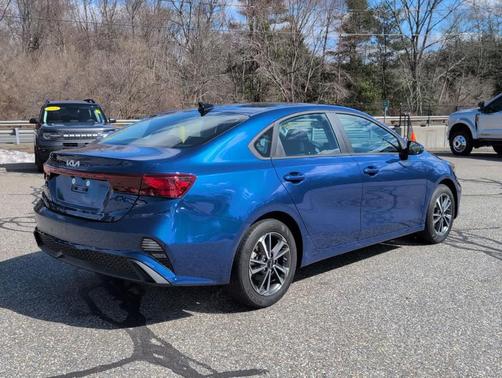 Deep Sea Blue 2023 Kia Forte LXS