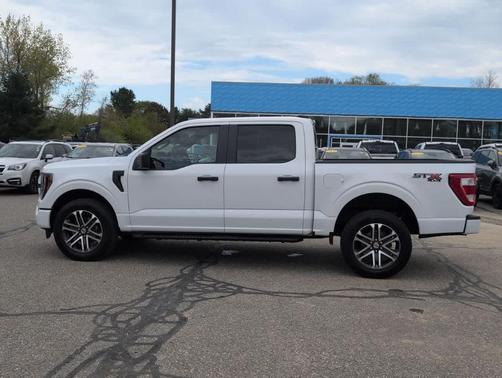 Oxford White 2023 Ford F-150 XL