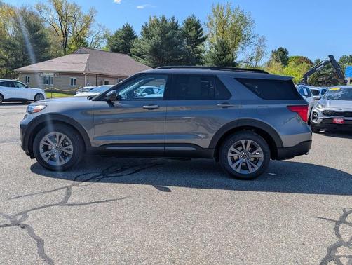 Carbonized Gray 2023 Ford Explorer XLT