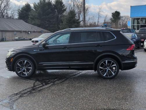 2022 Volkswagen Tiguan 2.0T SEL R-Line