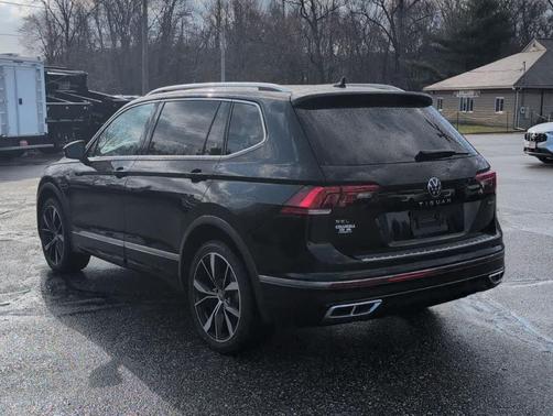 2022 Volkswagen Tiguan 2.0T SEL R-Line