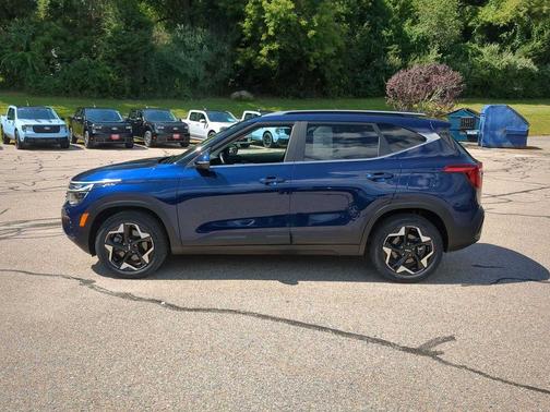 Dark Ocean Blue 2024 Kia Seltos EX