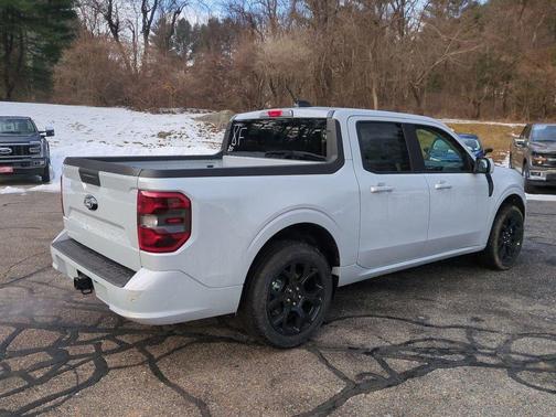 2026 Ford Maverick Lobo Standard