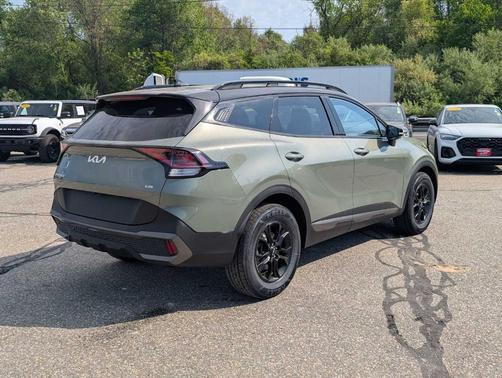 Jungle Green 2023 Kia Sportage X-Pro