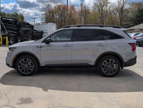Wolf Gray 2023 Kia Sorento X-Line SX Prestige
