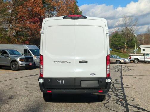 2026 Ford Transit-250 148 WB Medium Roof Cargo