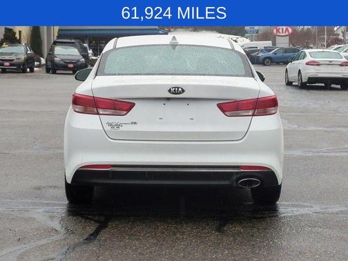2016 Kia Optima LX