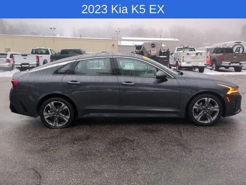 2023 Kia K5 EX