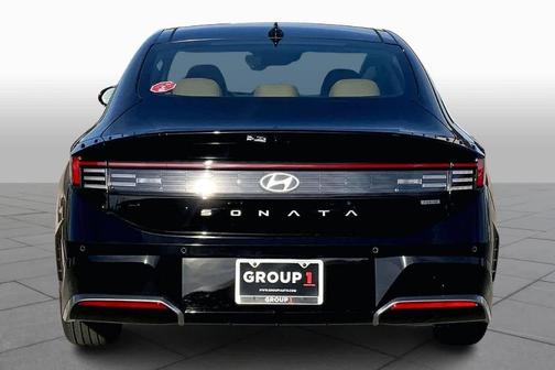 2026 Hyundai SONATA Hybrid Limited