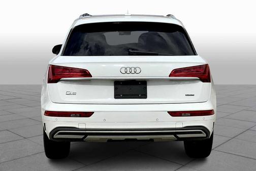 2021 Audi Q5 40 Premium Plus