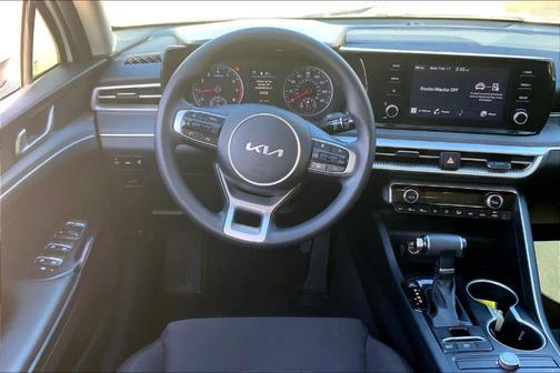 2023 Kia K5 LXS