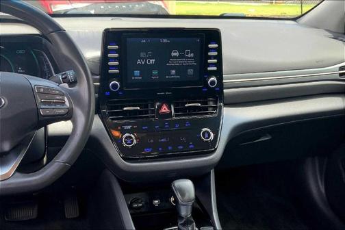 2020 Hyundai IONIQ Hybrid SE