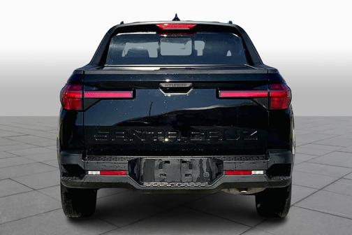 2025 Hyundai SANTA CRUZ SEL Activity