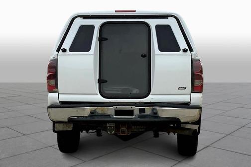 2005 Chevrolet Silverado 2500 LS H/D Crew Cab