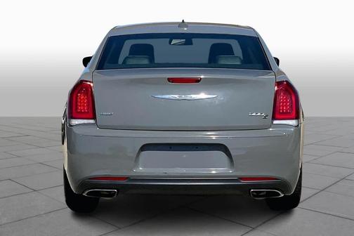 Ceramic Gray 2019 Chrysler 300 S
