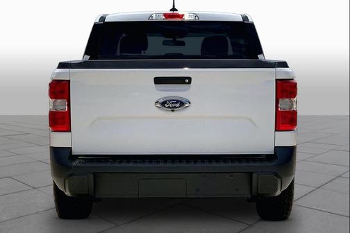 OXFORD WHITE 2024 Ford Maverick XL