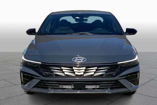 2026 Hyundai ELANTRA SEL