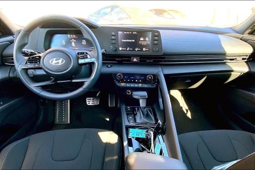 2026 Hyundai ELANTRA SEL