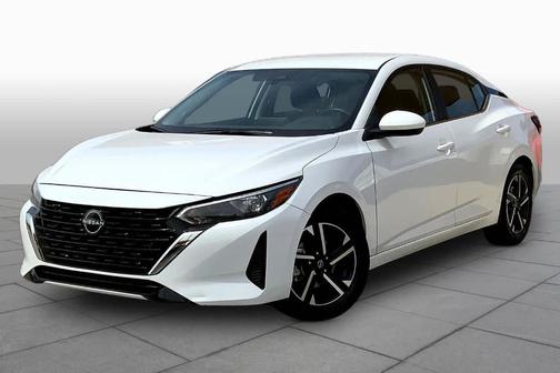 Cloud White 2025 Nissan Sentra SV