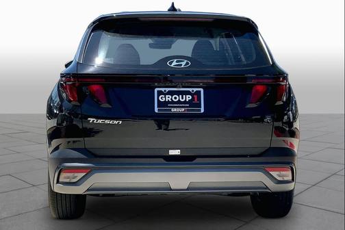 Phantom Black 2026 Hyundai TUCSON SE