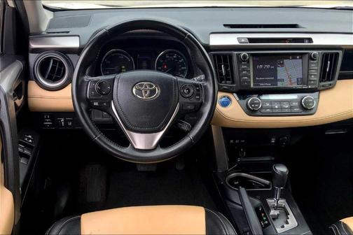 2016 Toyota RAV4 Hybrid XLE