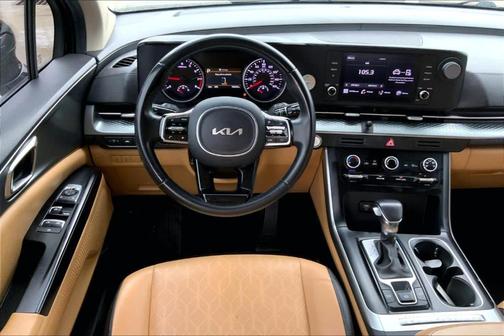 2023 Kia Carnival LX
