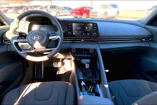 2026 Hyundai ELANTRA SEL