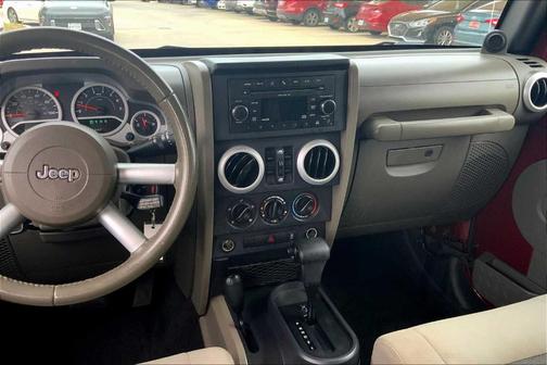 2010 Jeep Wrangler Unlimited Sahara