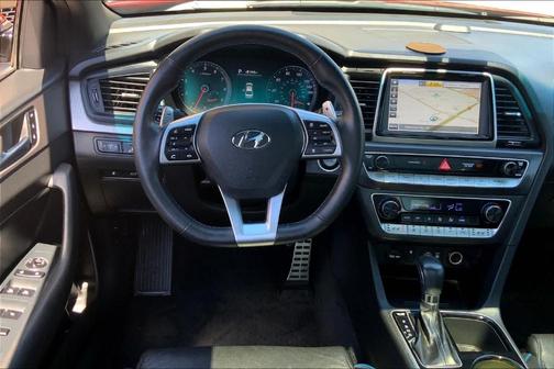 2019 Hyundai SONATA Limited 2.0T