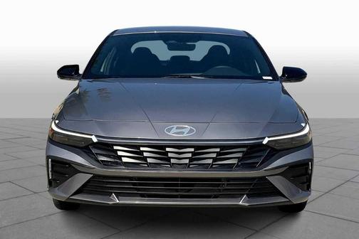 2025 Hyundai ELANTRA HEV SEL