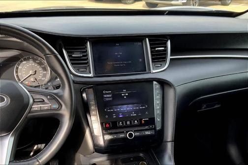 2024 INFINITI QX50 Luxe