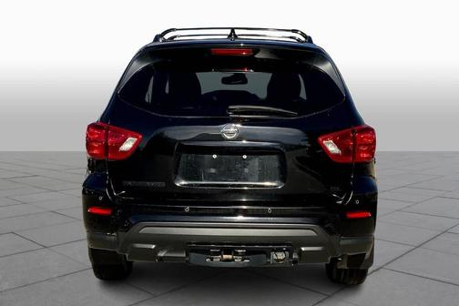 2019 Nissan Pathfinder SL