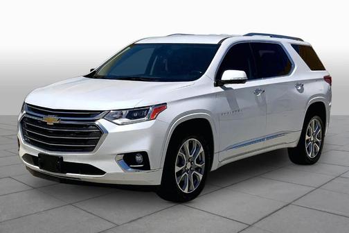 Iridescent Pearl Tricoat 2019 Chevrolet Traverse Premier