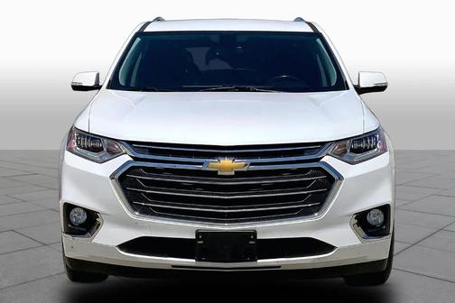 Iridescent Pearl Tricoat 2019 Chevrolet Traverse Premier