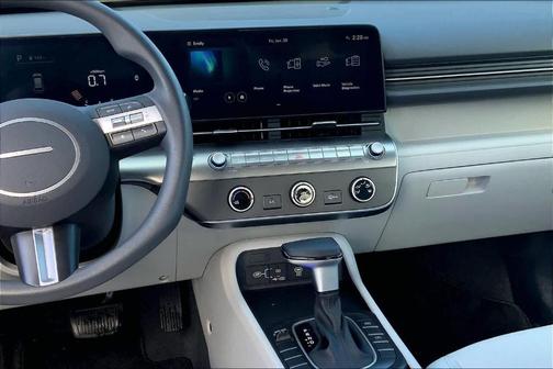 2024 Hyundai KONA SE