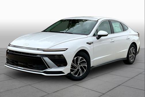 Serenity White 2026 Hyundai SONATA Hybrid Base