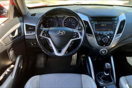 2014 Hyundai Veloster Base