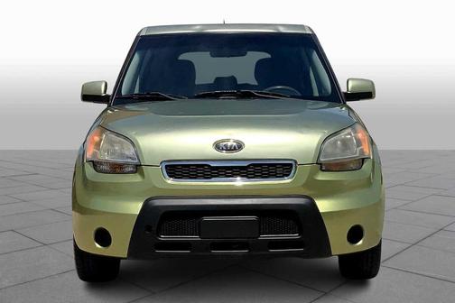 2011 Kia Soul +