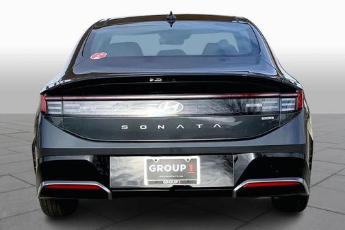 2026 Hyundai SONATA Hybrid SEL