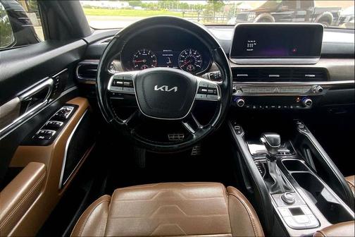 Ebony Black 2022 Kia Telluride SX