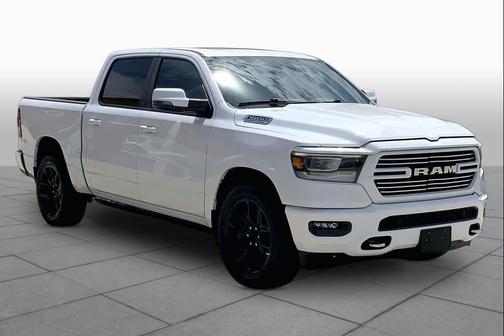 Bright White Clearcoat 2023 RAM 1500 Laramie