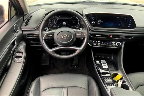 2023 Hyundai SONATA Limited