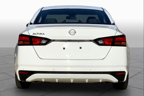 Glacier White 2024 Nissan Altima S FWD