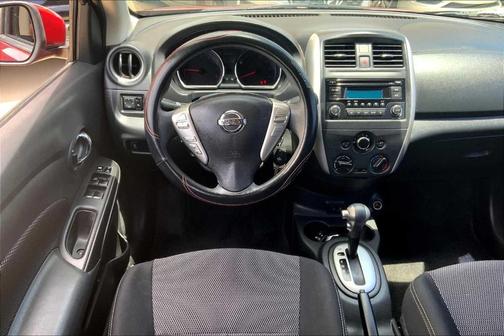 2017 Nissan Versa 1.6 SV
