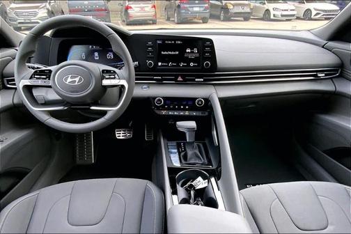 2026 Hyundai ELANTRA SEL