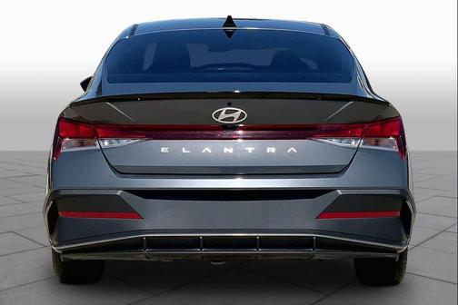 Ecotronic Gray 2025 Hyundai ELANTRA Sport